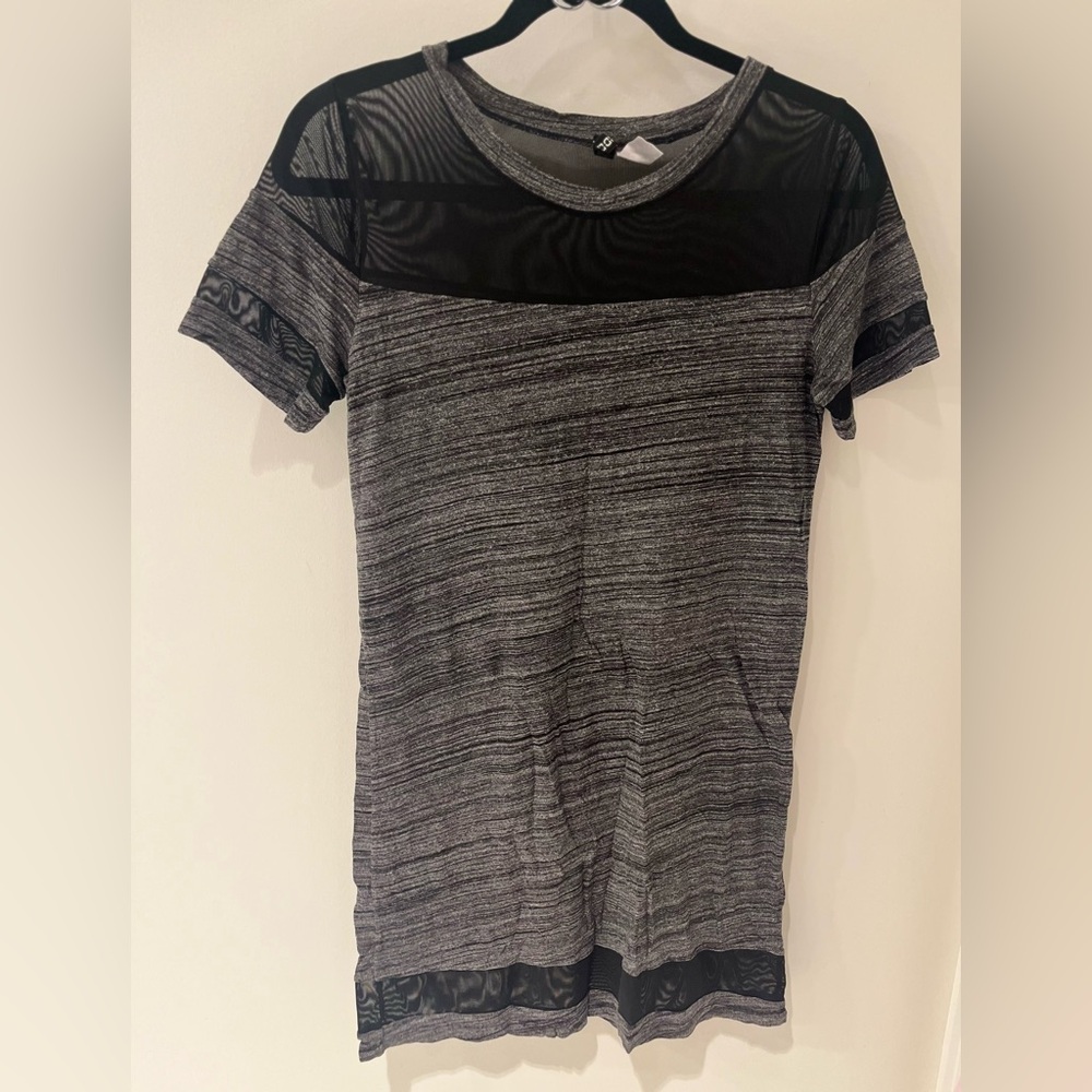 H&M Gray Short Sleeve Dress Size Medium